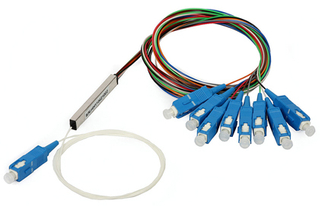 1*8 PLC splitter 0.9mm steel tube type with SC/PC connectors